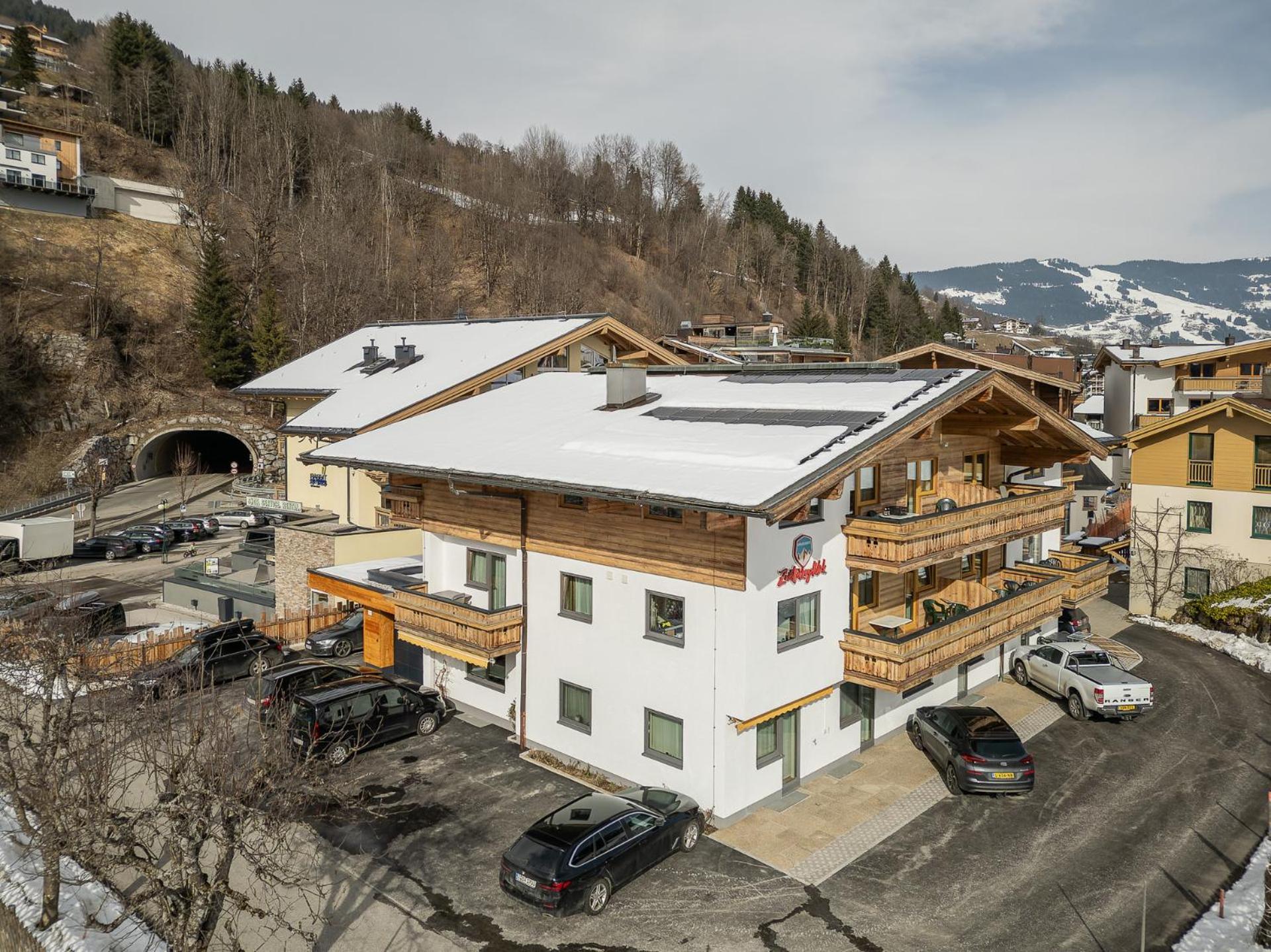 Appartements Zwoelferkogelblick Saalbach-Hinterglemm Exterior photo